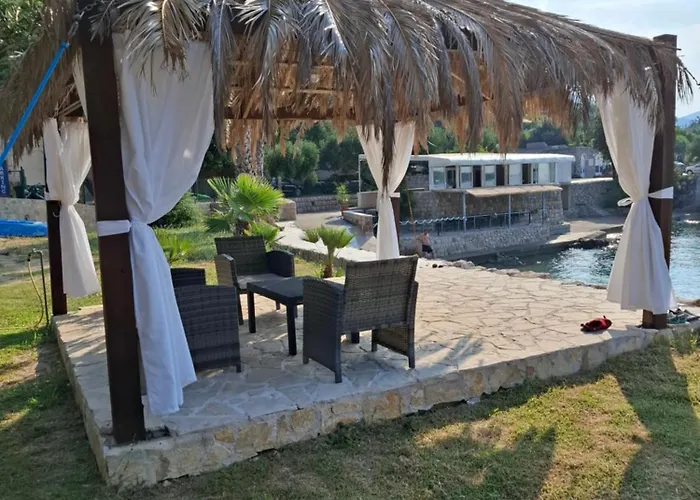 Olive Garden Beachside Hideaway Apartmán Molunat