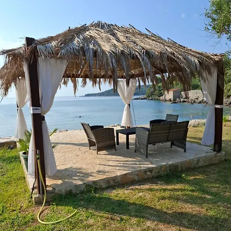 Olive Garden Beachside Hideaway Appartement *
