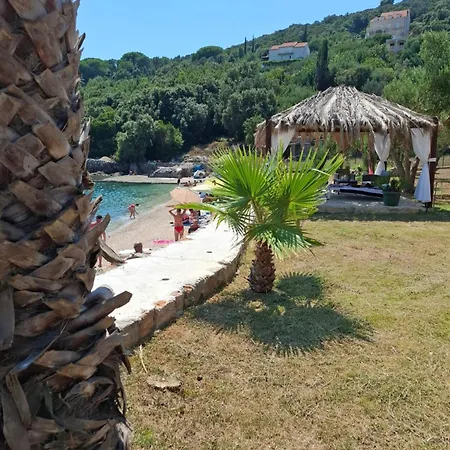 Olive Garden Beachside Hideaway *