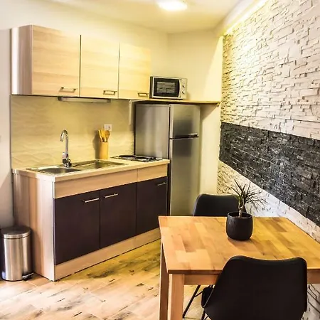Appartement Olive Garden Beachside Hideaway Molunat