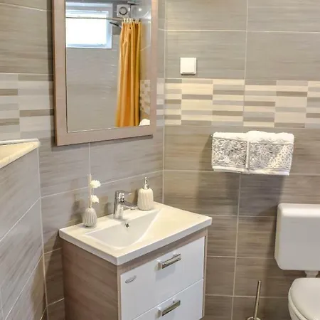 Olive Garden Beachside Hideaway