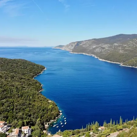 Olive Garden Beachside Hideaway Apartamento *