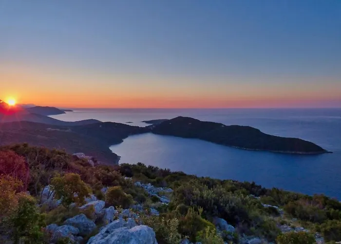 Olive Garden Beachside Hideaway 아파트 몰루나트