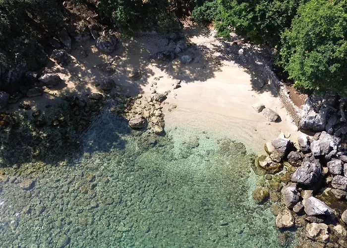 Olive Garden Beachside Hideaway 아파트 몰루나트